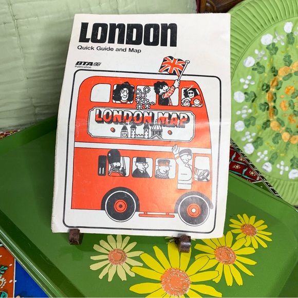 70s London Tourist Map - Picture 2 of 6